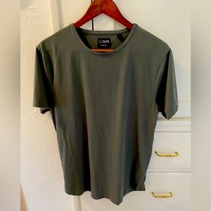 Cuts Curved Hem Tee